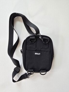 Black Crossbody Sling Bag, Unisex, Multi-wear Positions/Style
